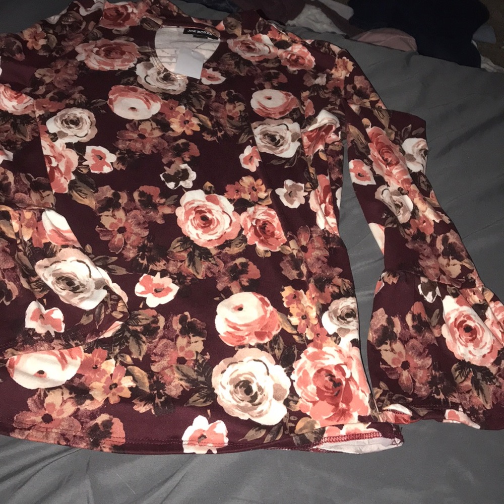 Soft flowered long sleeve